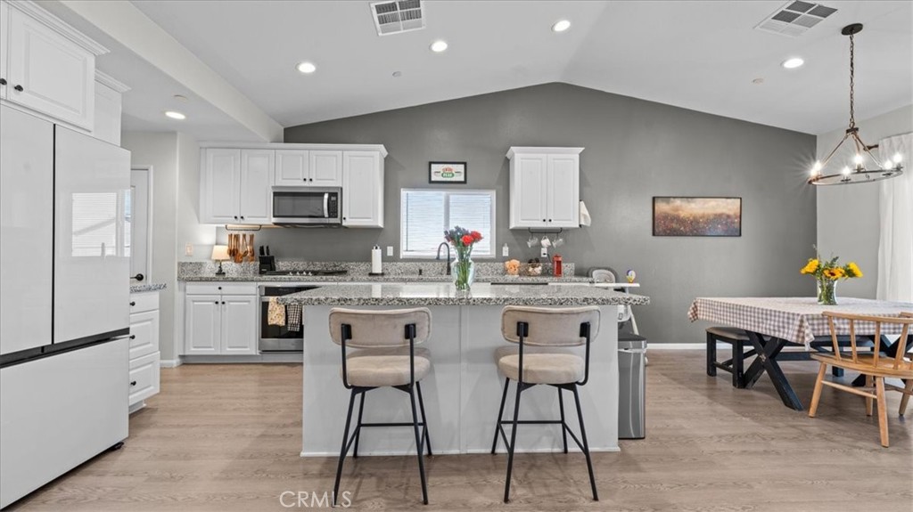 11886 Sierra Road Victorville, CA 92392 - Photo 11 of 41