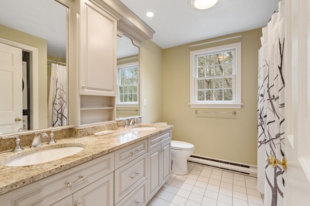 16 Lantern Lane Norwell, MA 02061 - Photo 19 of 40