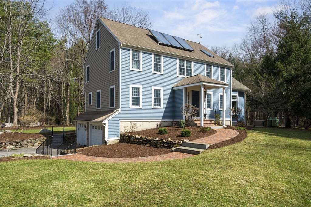 16 Lantern Lane Norwell, MA 02061 - Photo 2 of 40