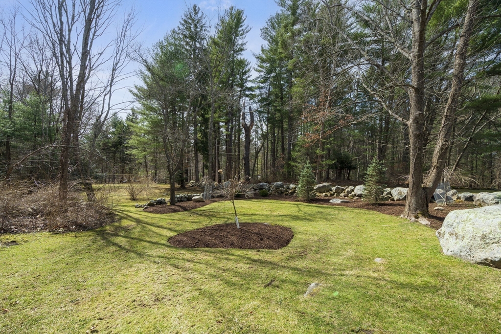 16 Lantern Lane Norwell, MA 02061 - Photo 30 of 40