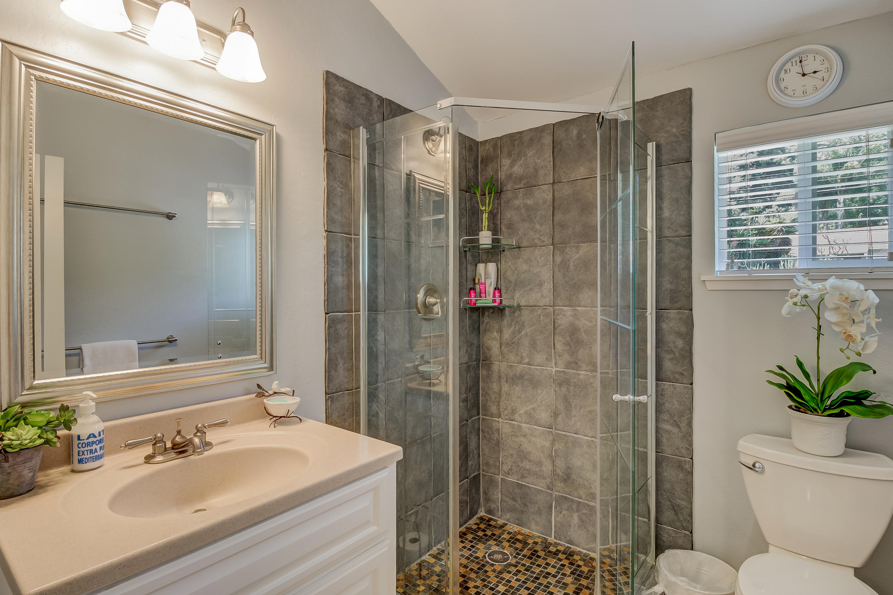 2825 Foothill Road Santa Barbara, CA 93105 - Photo 18 of 26 014