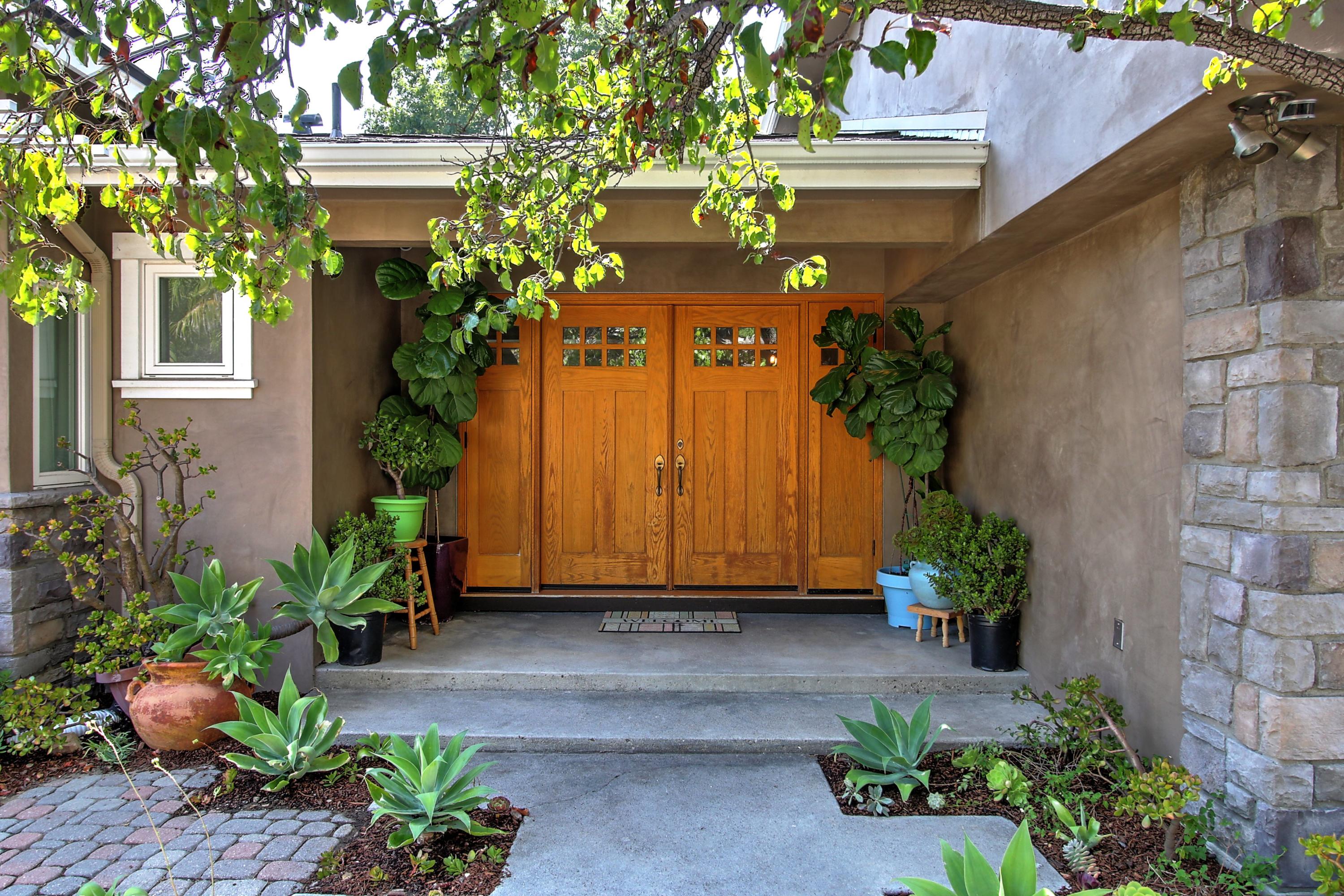 2825 Foothill Road Santa Barbara, CA 93105 - Photo 2 of 26 004