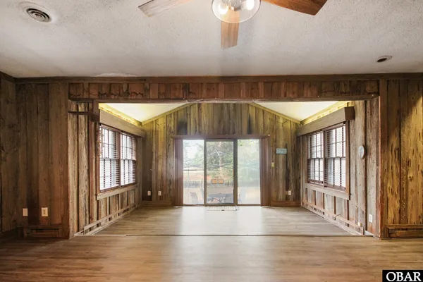 $350,000 | 192 West Us 158, Camden, NC 27921