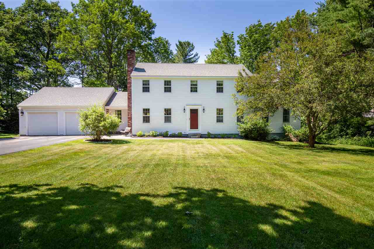 53 Woodside Meadow Road York, ME 03909 - Photo 1 of 34