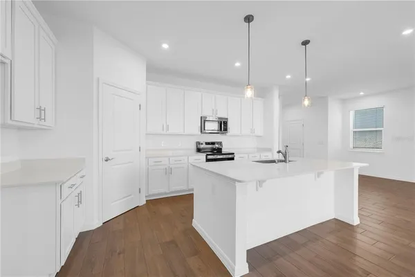 $374,990 | 10115 Morning Meadowlark Trail, Palmetto, FL 34221