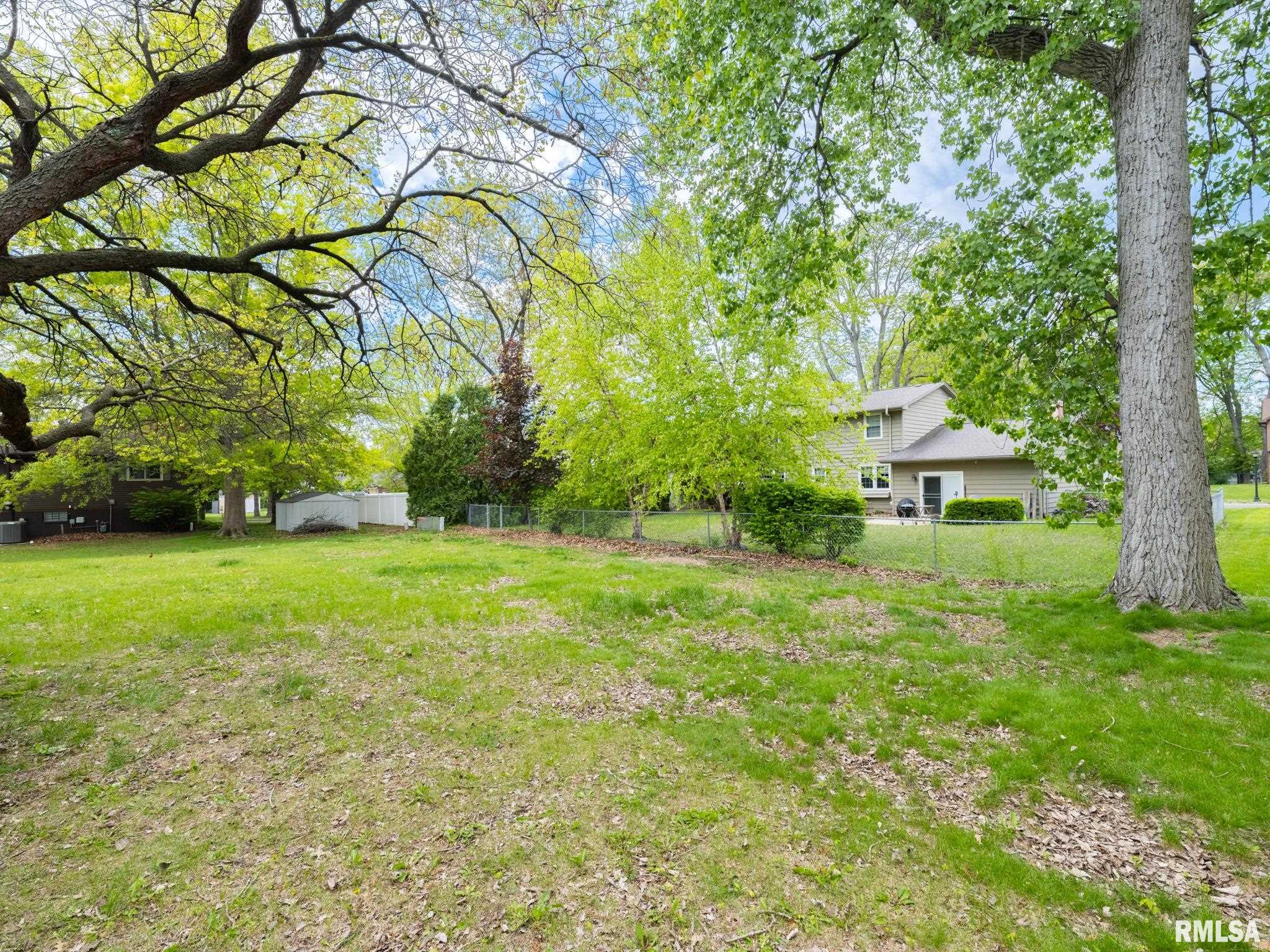 6607 North Camelot Road Peoria, IL 61615 - Photo 68 of 75