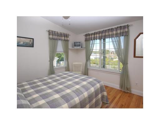 20 Dunes Road Narragansett, RI 02882 - Photo 8 of 12 Bedroom.
