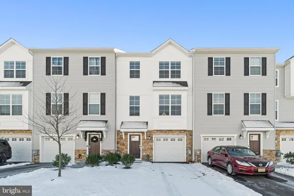 $3,250 | 69 Aviary Road, Thorofare, NJ 08086