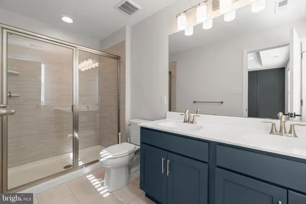 $3,250 | 69 Aviary Road, Thorofare, NJ 08086