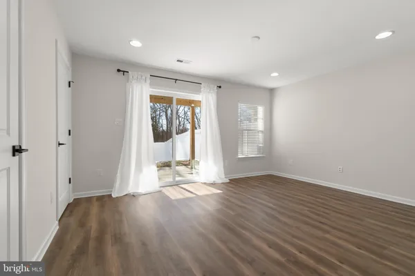 $3,250 | 69 Aviary Road, Thorofare, NJ 08086