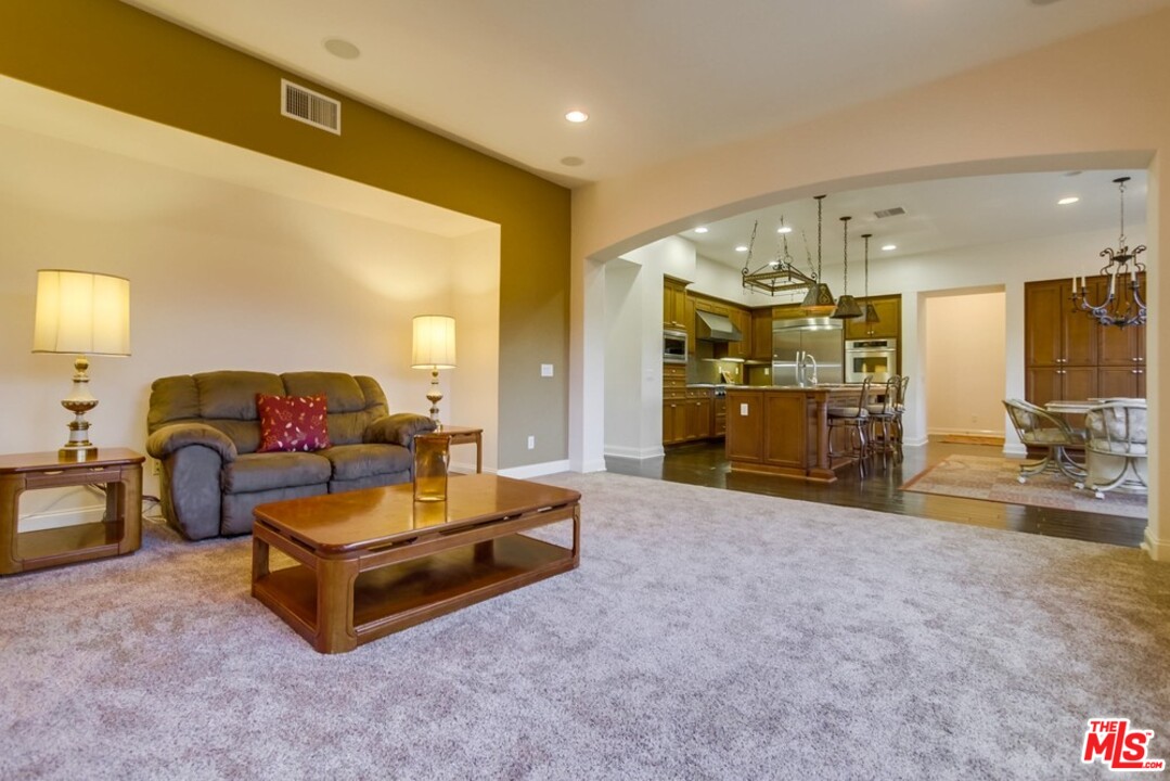 2409 Lapis Road Carlsbad, CA 92009 - Photo 5 of 25