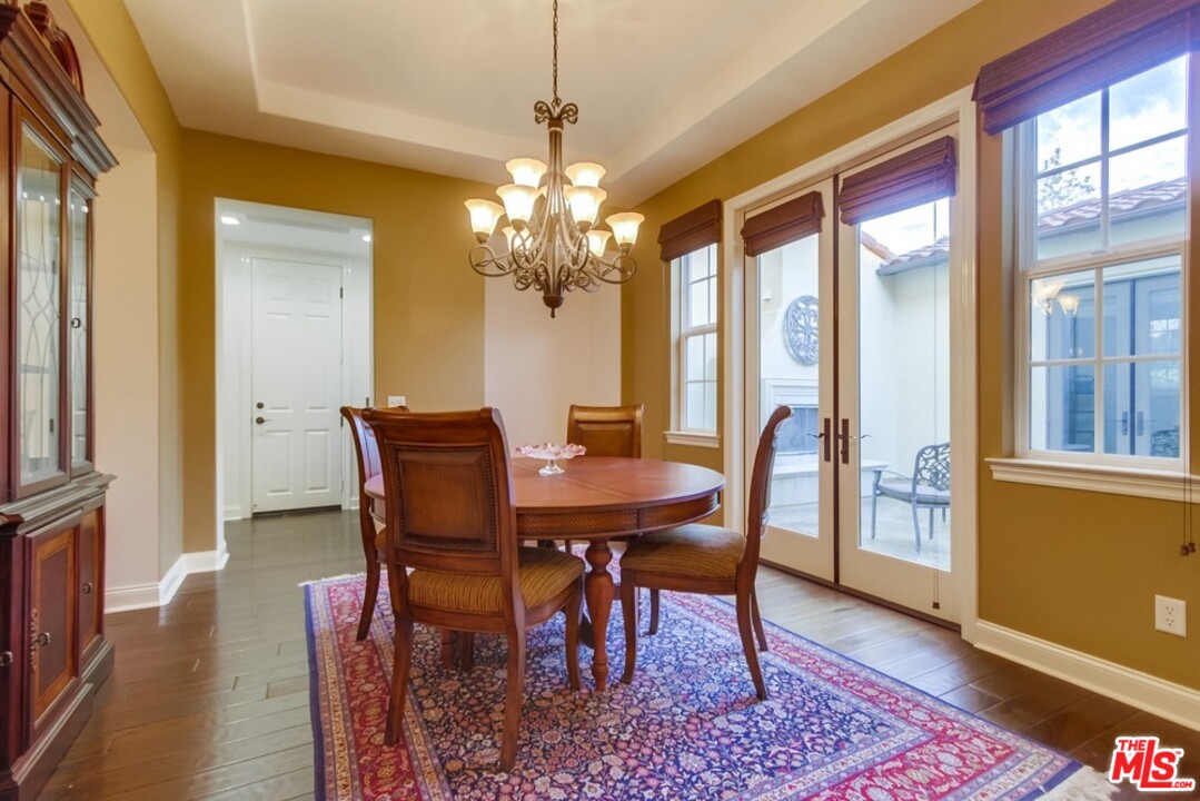 2409 Lapis Road Carlsbad, CA 92009 - Photo 10 of 25