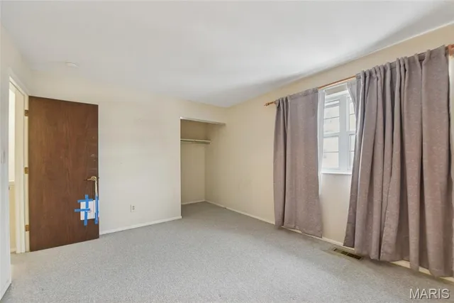 $145,000 | 140 Burtonwood Drive, Ballwin, MO 63011