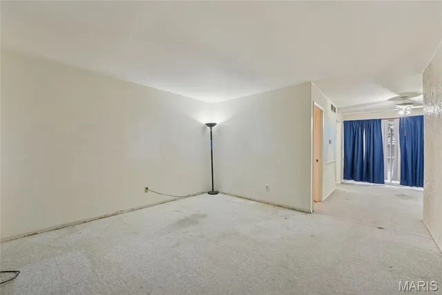 $145,000 | 140 Burtonwood Drive, Ballwin, MO 63011