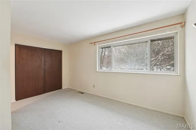 $145,000 | 140 Burtonwood Drive, Ballwin, MO 63011