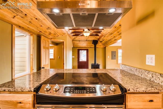 327 Oklahoma Road Manitou Springs, CO 80829 - Photo 32 of 46 Gallery Image 32