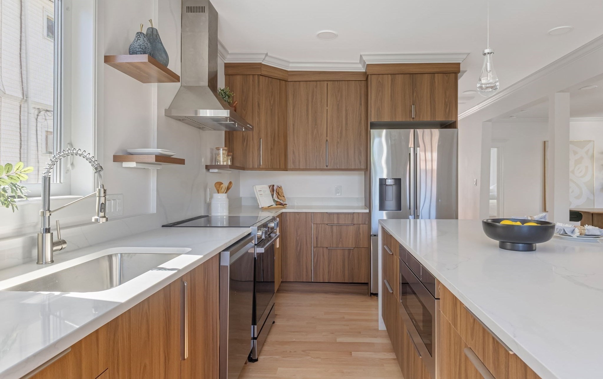 83 Kenmere Road, Unit 2 Medford, MA 02155 - Photo 4 of 24 Gallery Image 4