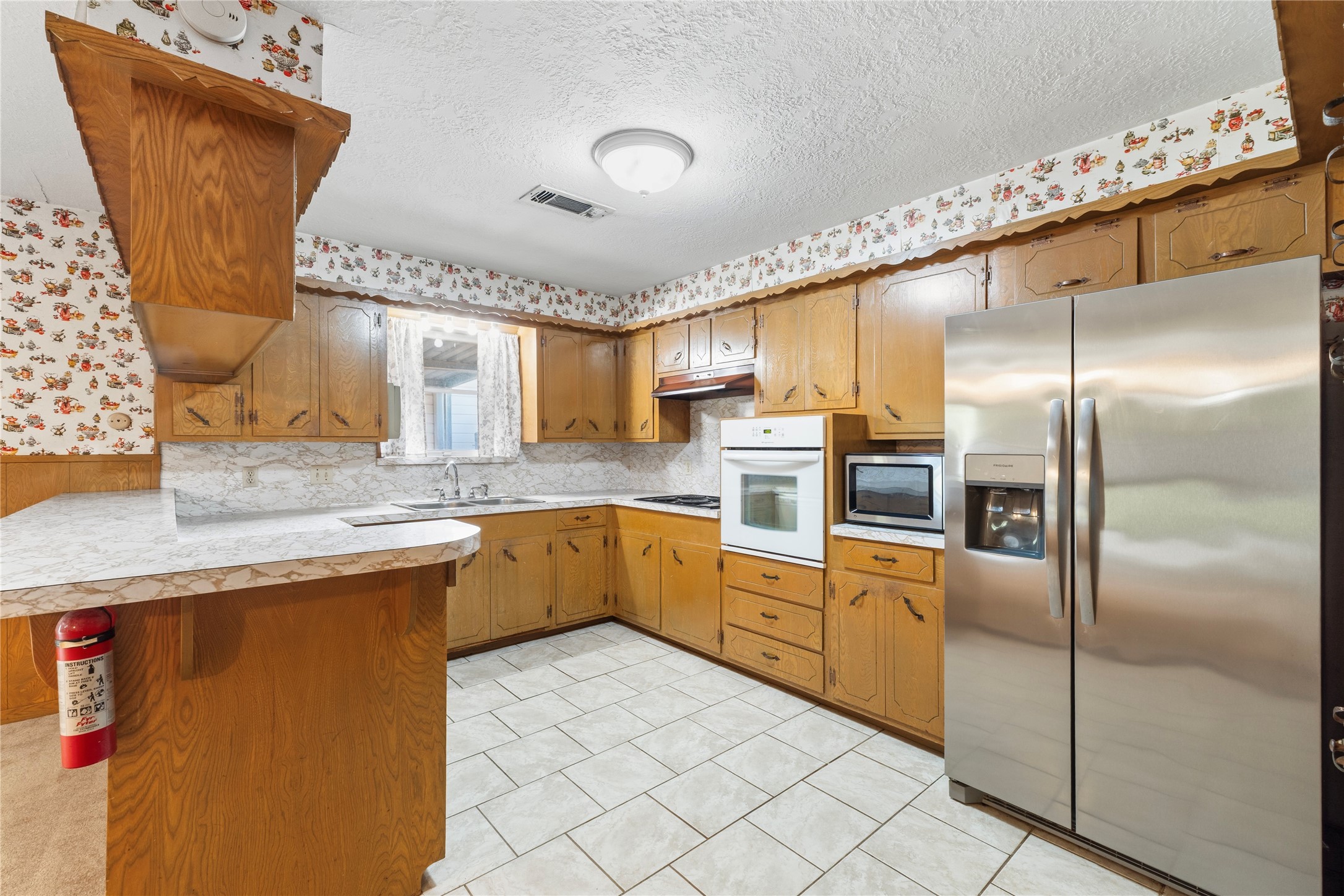2117 South Houston Road Pasadena, TX 77502 - Photo 8 of 28 Gallery Image 8