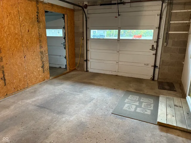 $269,900 | 300 Falls Park Drive, Pendleton, IN 46064