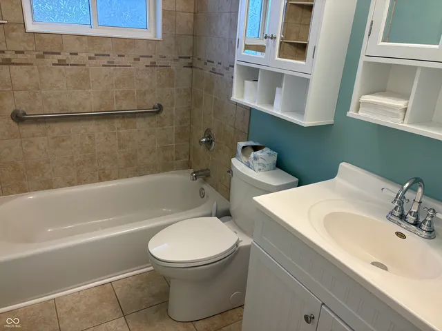 $269,900 | 300 Falls Park Drive, Pendleton, IN 46064