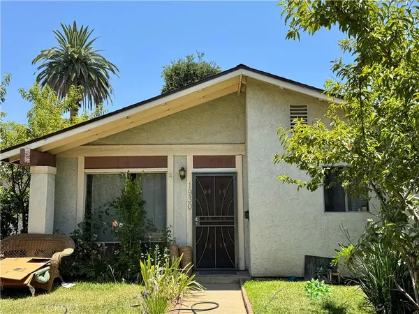 $905,000 | 1930 North Marengo Avenue, Pasadena, CA 91104