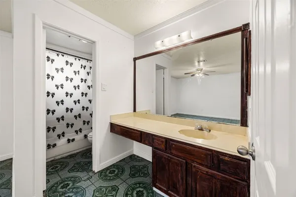 $1,850 | 7226 Ridgeberry Drive, Houston, TX 77095