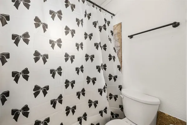 $1,850 | 7226 Ridgeberry Drive, Houston, TX 77095