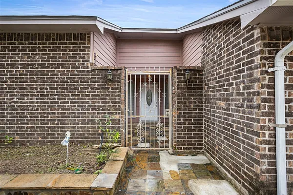 $1,850 | 7226 Ridgeberry Drive, Houston, TX 77095