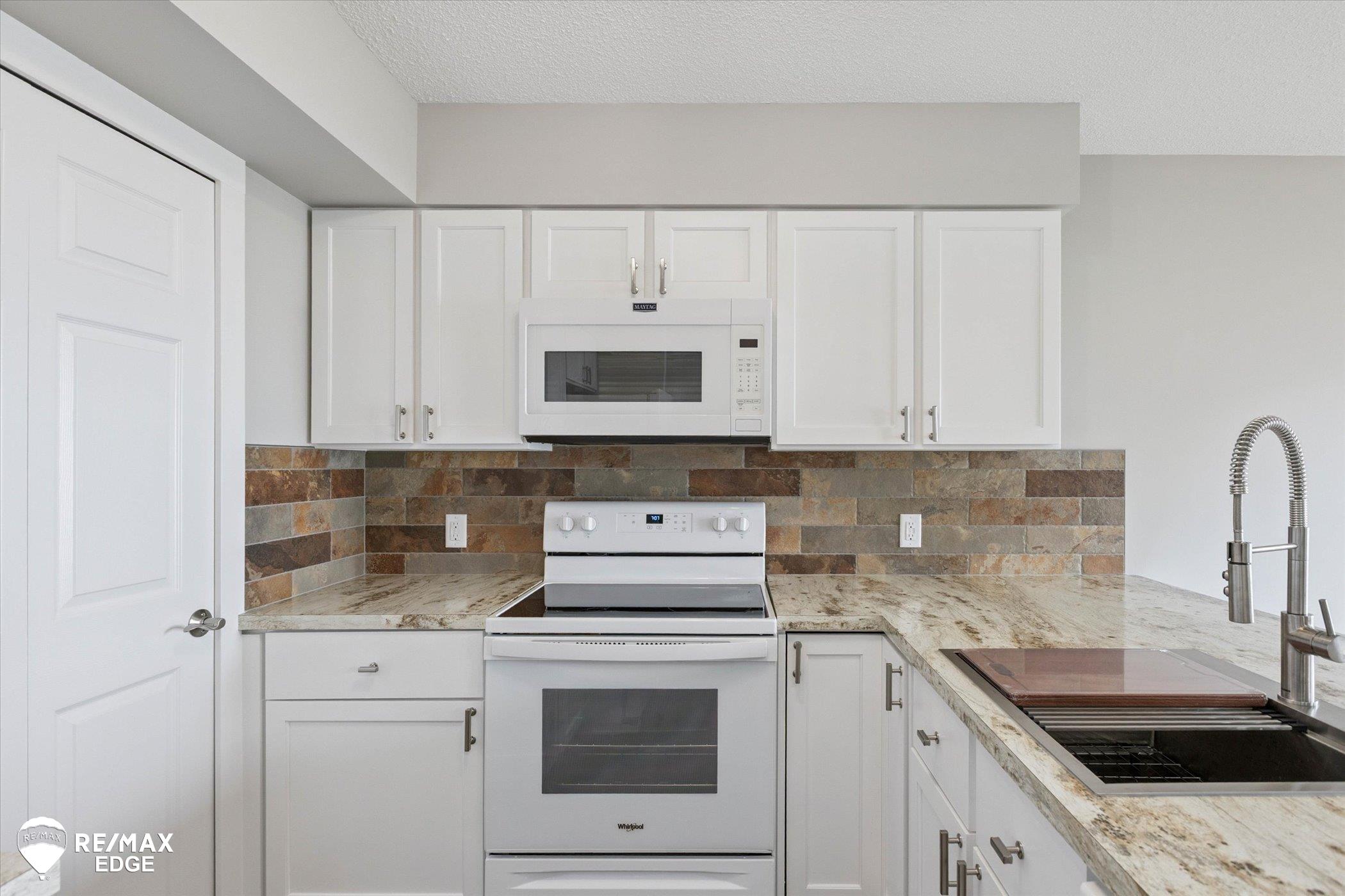8779 Larned Road, Unit 21 Port Austin, MI 48467 - Photo 13 of 39