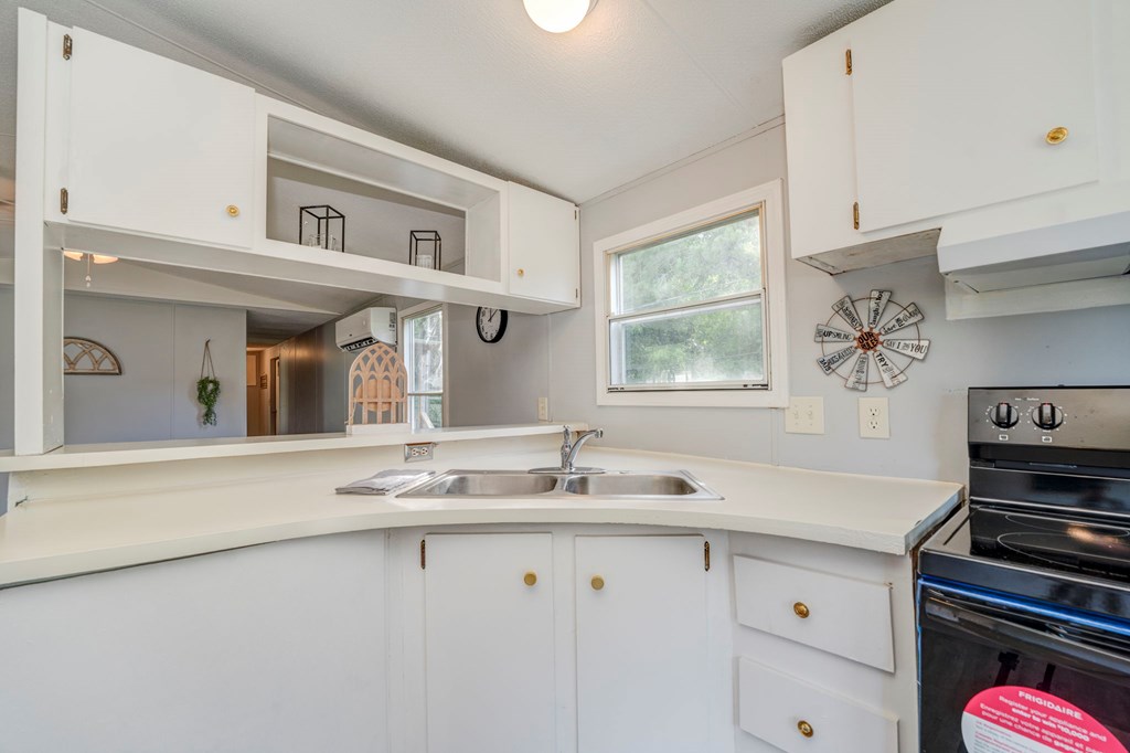 4832 Tibbs Bridge Road Southeast Dalton, GA 30721 - Photo 7 of 24 Gallery Image 7