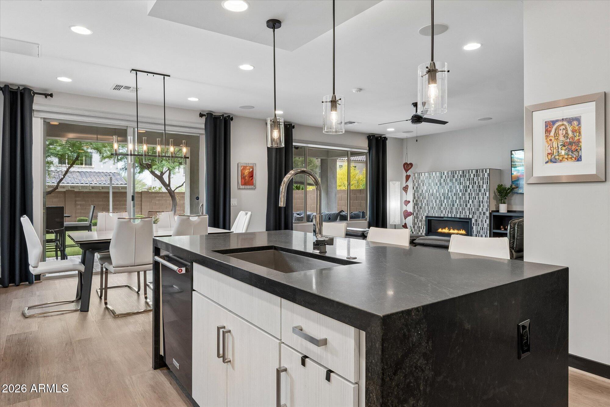 3231 East Bryce Lane Phoenix, AZ 85050 - Photo 11 of 60 Gourmet Kitchen