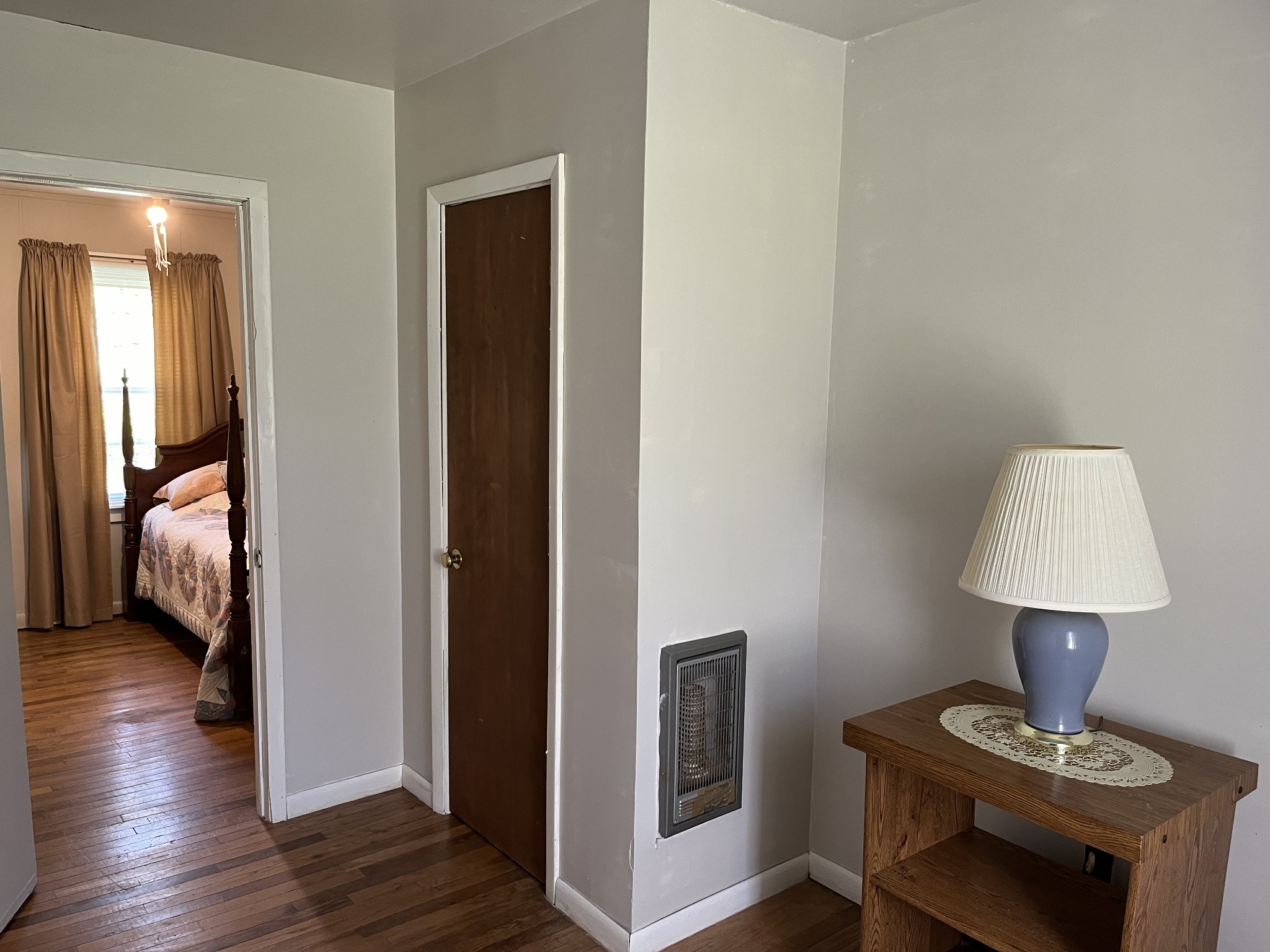 1716 New Hope Road Joelton, TN 37080 - Photo 8 of 23 a en suite bathroom with a toilet sink vanity and a lamp