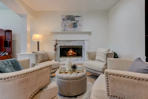$1,599,000 | 616 South Stough Street, Hinsdale, IL 60521