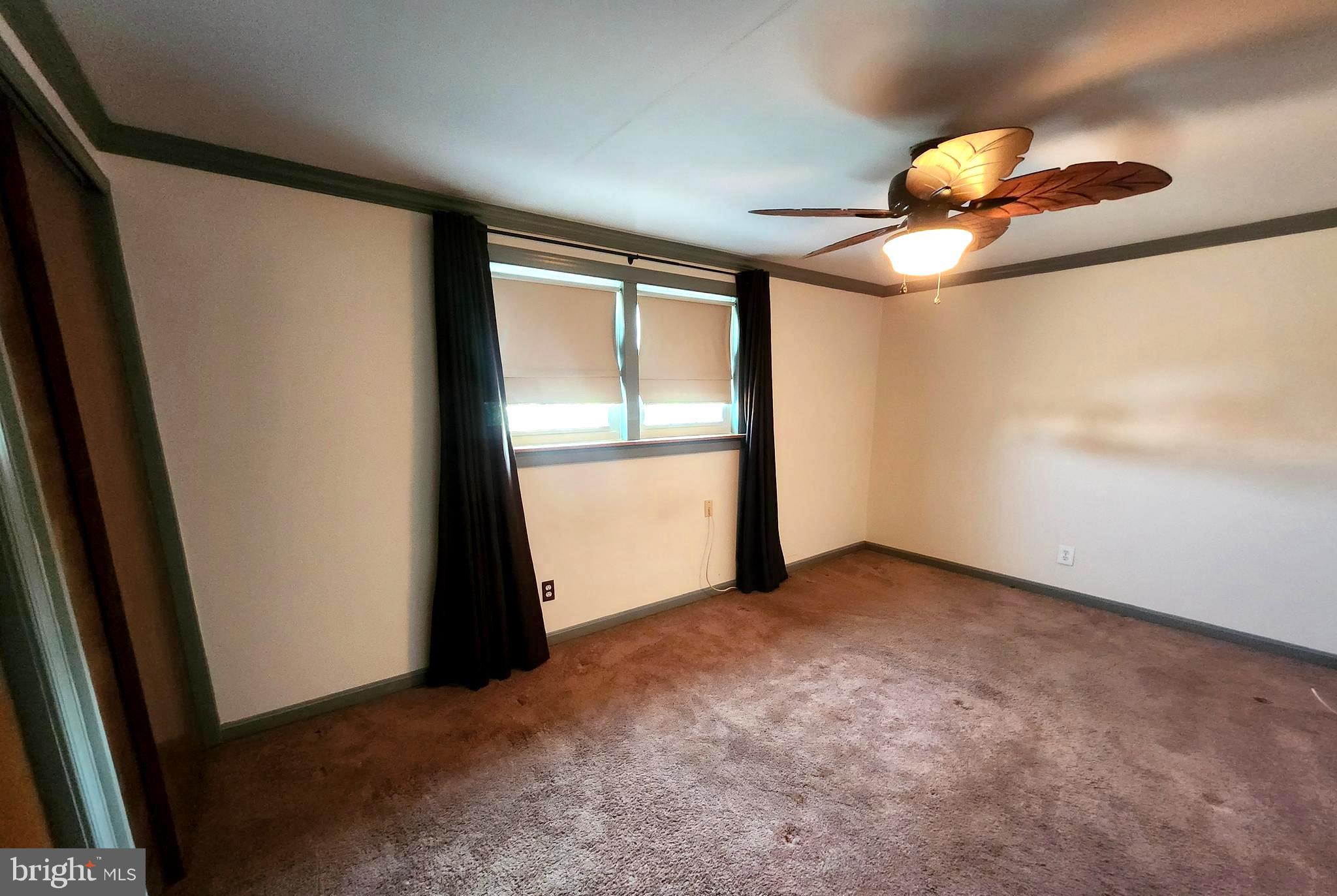 7393 Edsworth Road Baltimore, MD 21222 - Photo 6 of 20 Gallery Image 6