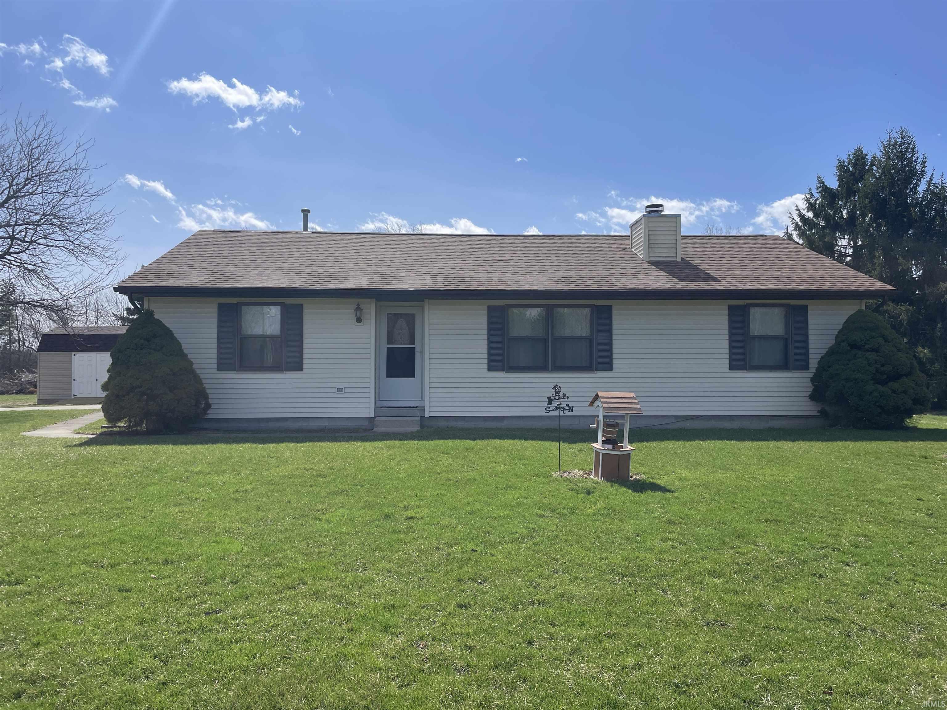 587 East Markle Road Huntington, IN 46750 - Photo 3 of 13