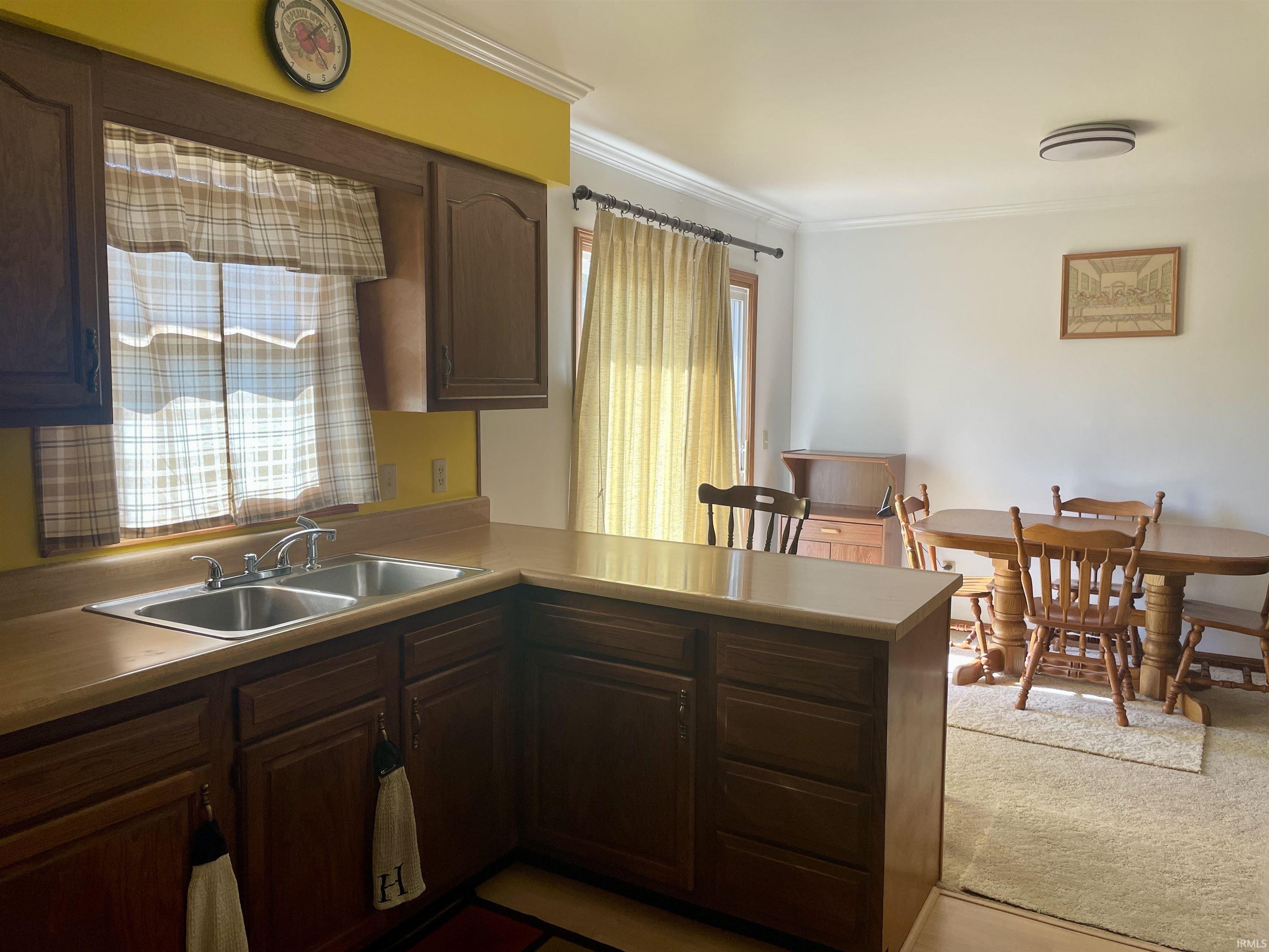 587 East Markle Road Huntington, IN 46750 - Photo 8 of 13