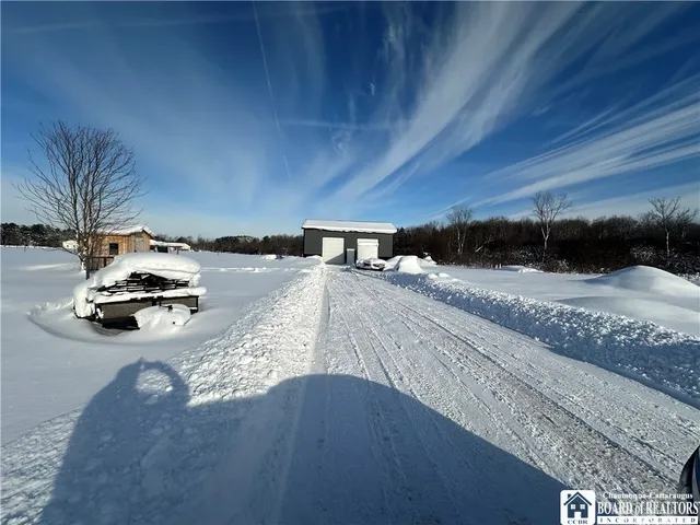 $79,500 | 3890 West Oak Hill Road, Ellicott, NY 14701