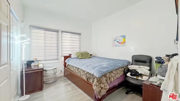 $899,000 | 1207 South Harvard Boulevard, Los Angeles, CA 90006