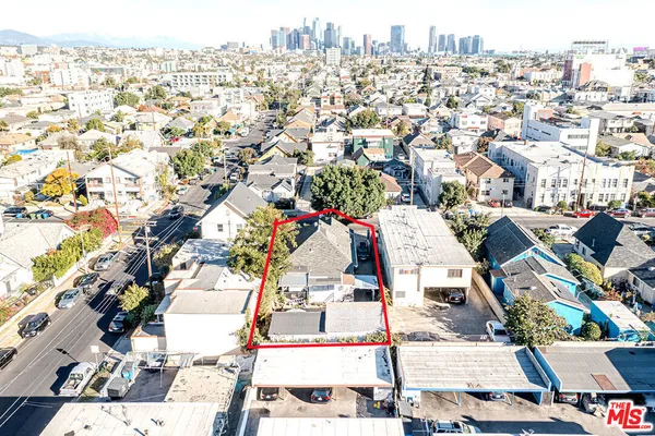$899,000 | 1207 South Harvard Boulevard, Los Angeles, CA 90006