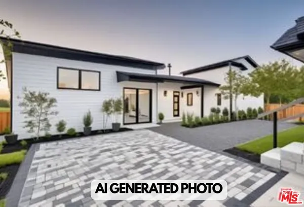 $899,000 | 1207 South Harvard Boulevard, Los Angeles, CA 90006