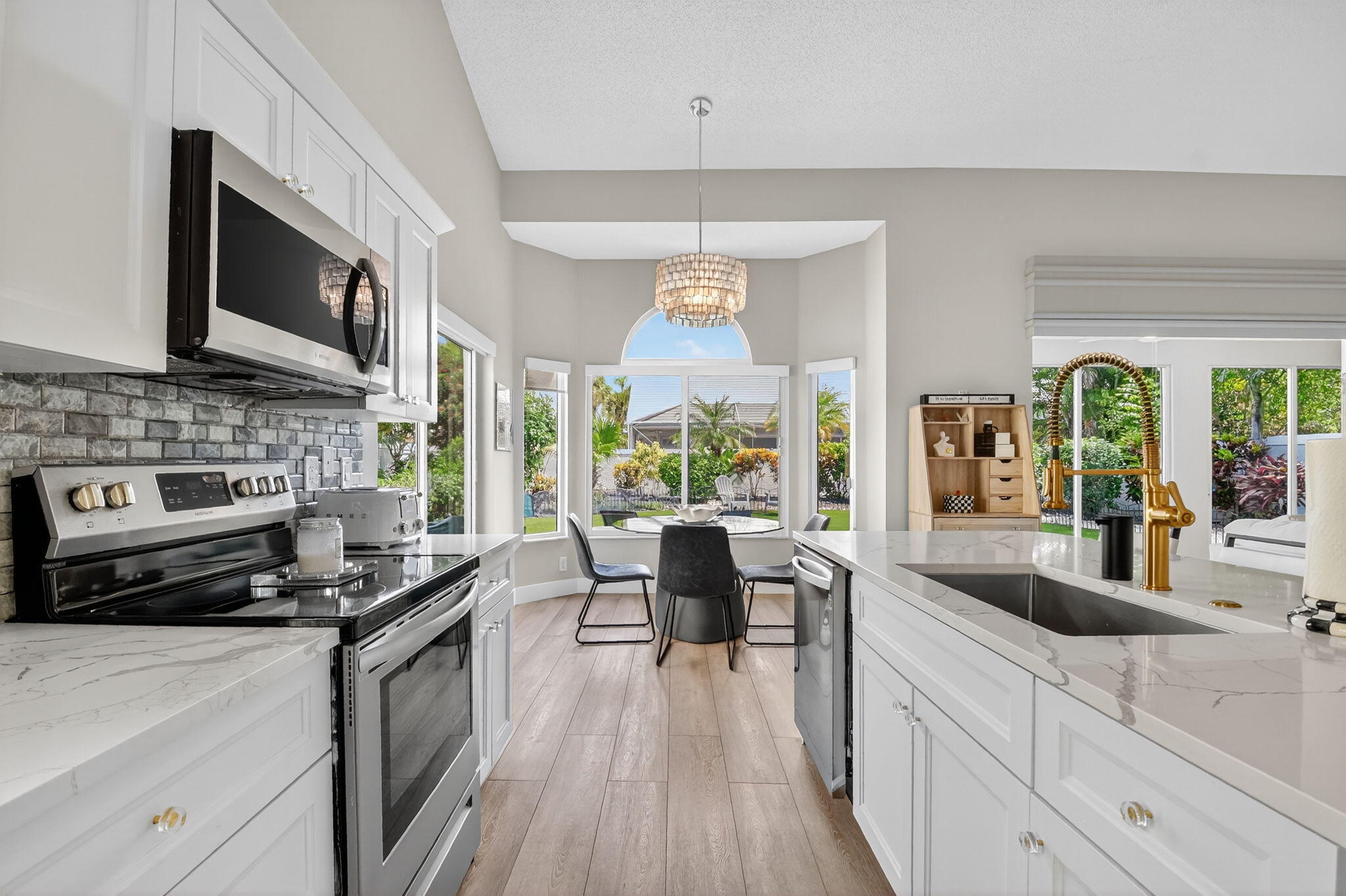 8385 Horseshoe Bay Road Boynton Beach, FL 33472 - Photo 11 of 49 21-web-or-mls-019_DSC_7681