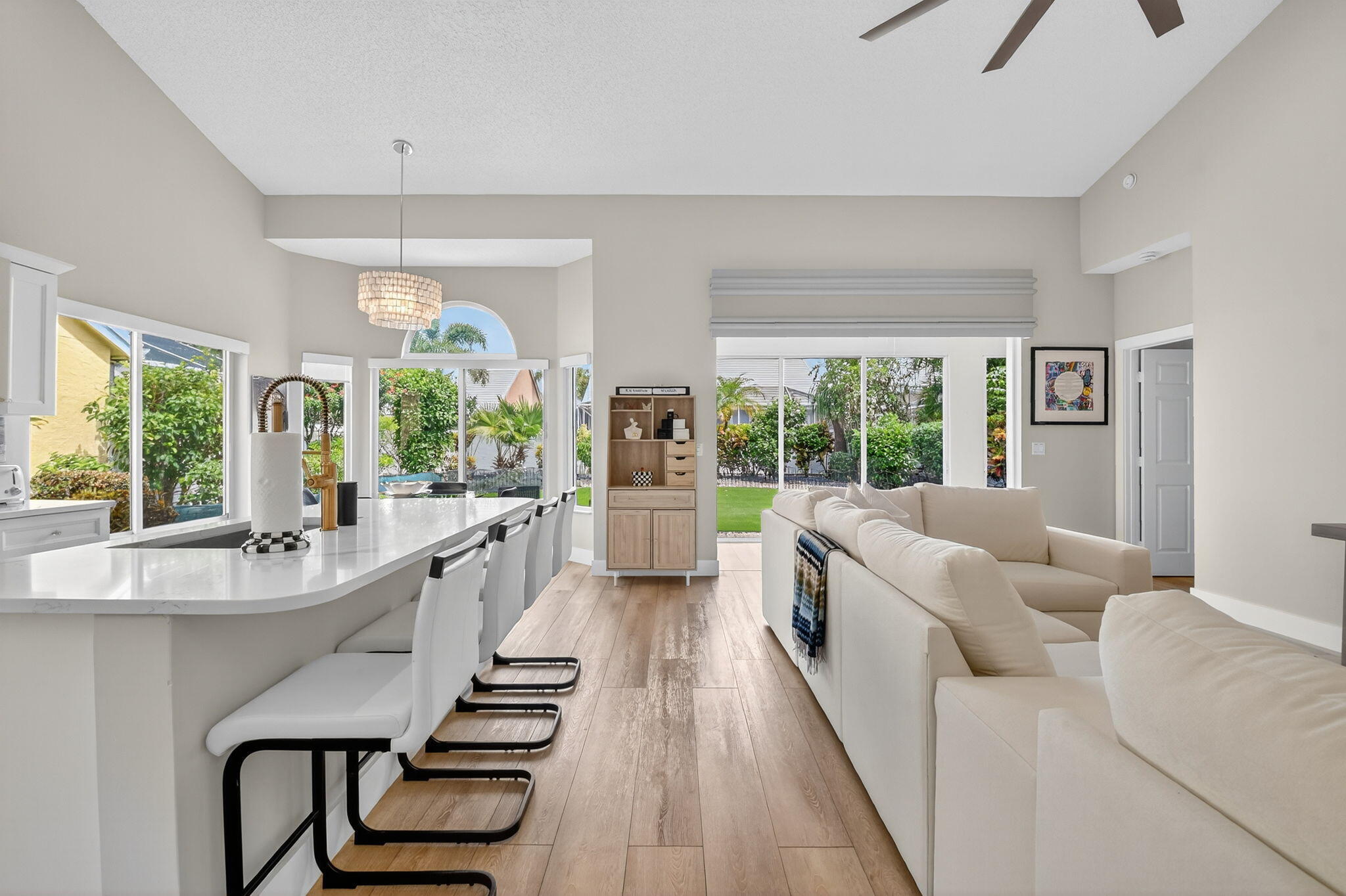 8385 Horseshoe Bay Road Boynton Beach, FL 33472 - Photo 7 of 49 14-web-or-mls-013_DSC_7648