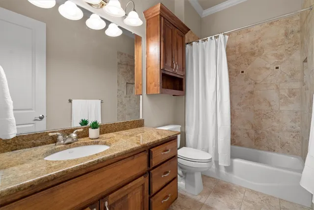 $3,500 | 17109 Northlake Hills Drive, Jonestown, TX 78645