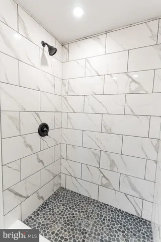 $2,100 | 102 East Washington Street, Unit B, Remington, VA 22734