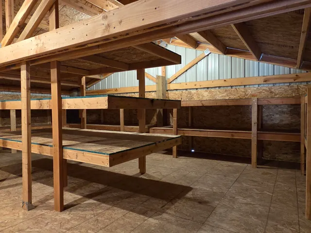 $319,500 | 110 West Connell Street, Unit 104 W CONNELL SHOP, Tekoa, WA 99033