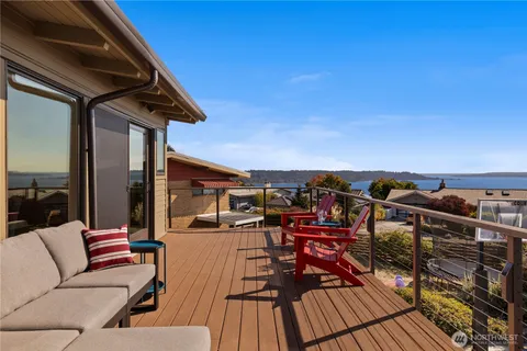 $1,950,000 | 10829 42nd Avenue Southwest, Seattle, WA 98146
