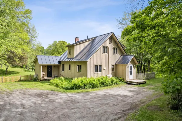 $475,000 | 546 East Barnard Road, Barnard, VT 05068