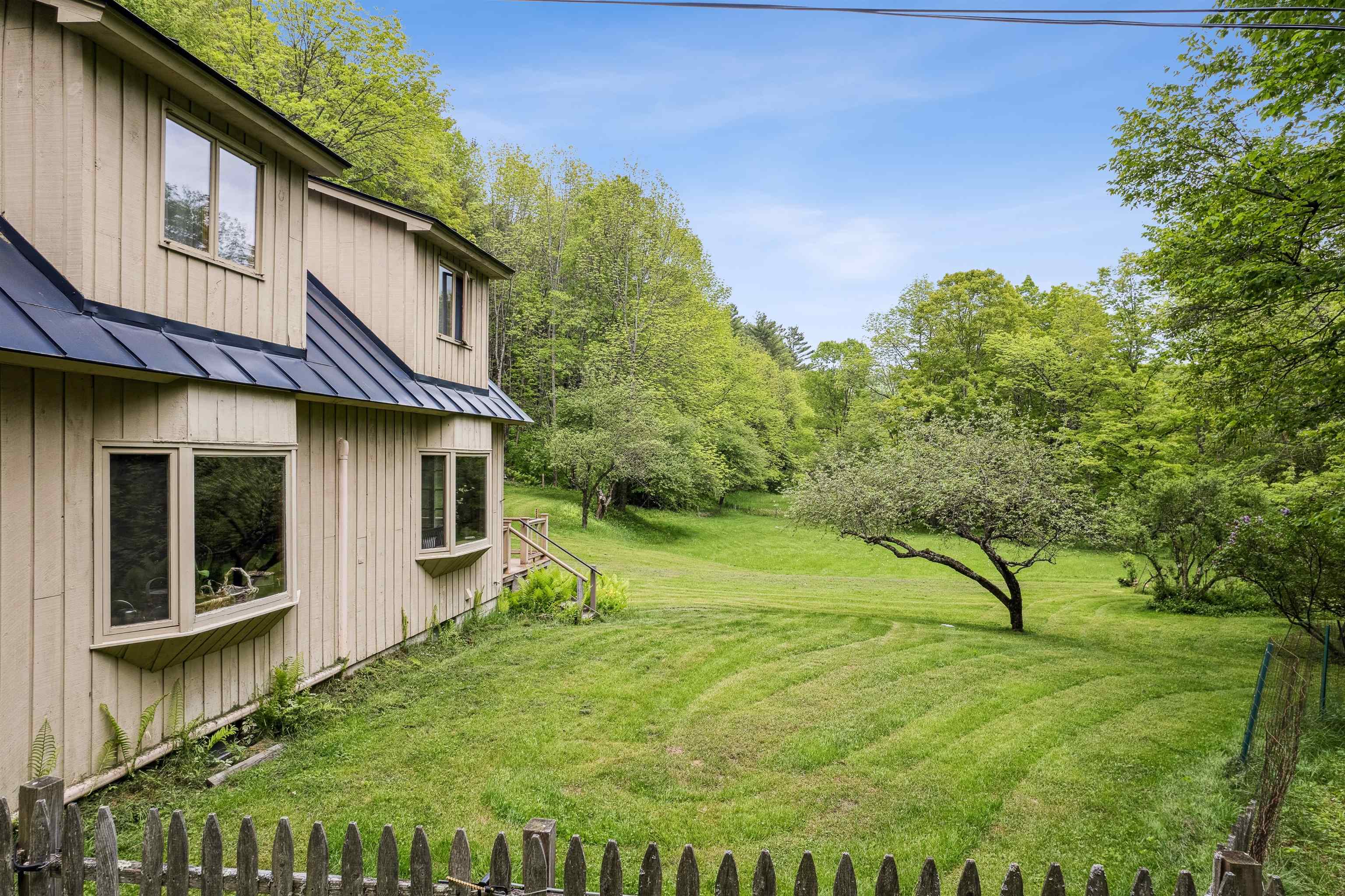 546 East Barnard Road Barnard, VT 05068 - Photo 4 of 29