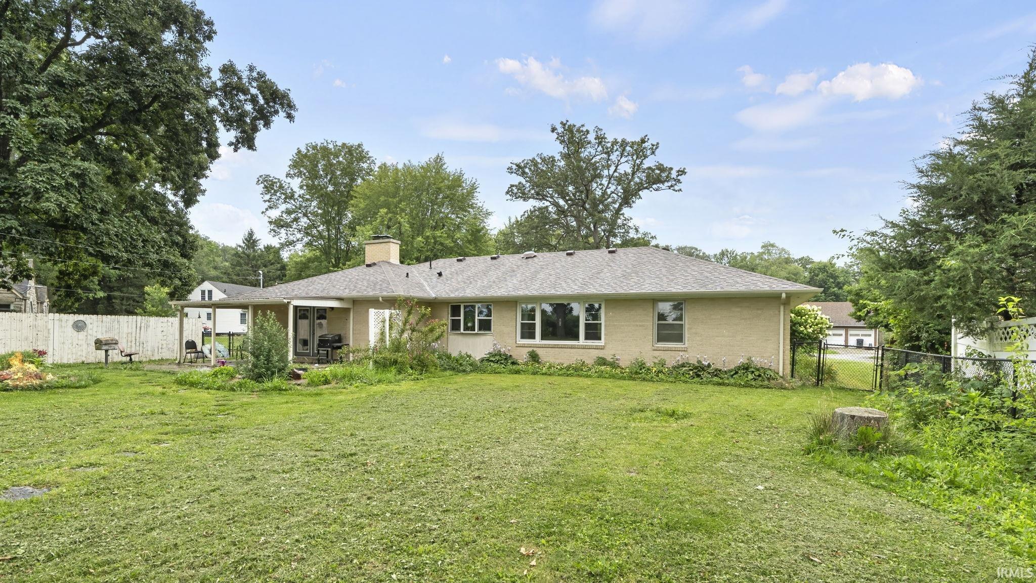 419 Stuart Circle Anderson, IN 46012 - Photo 29 of 36
