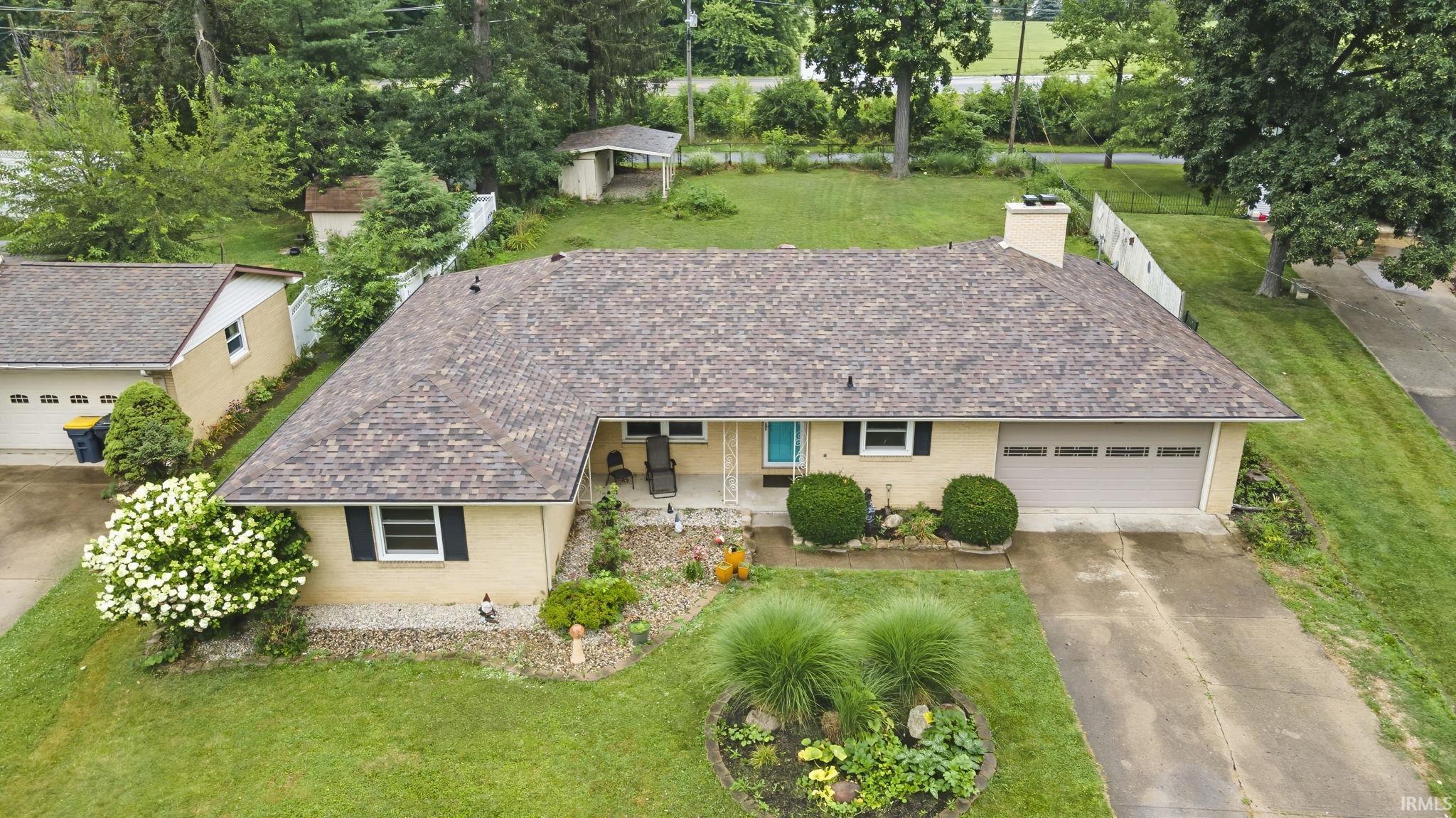 419 Stuart Circle Anderson, IN 46012 - Photo 6 of 36